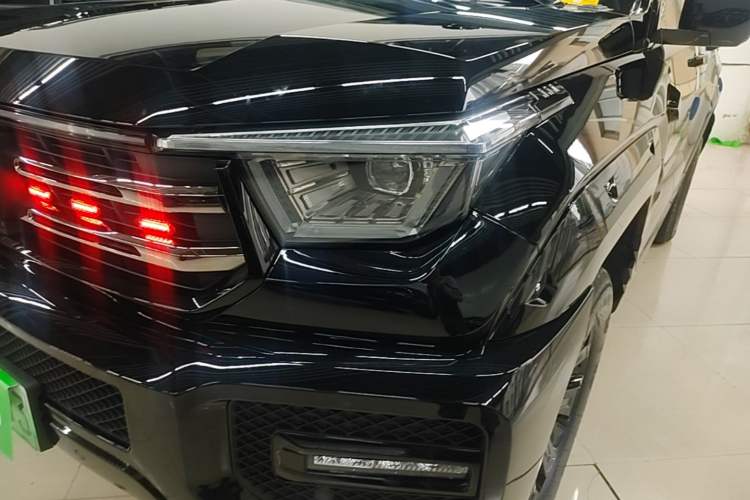 Used Tank 400 New Energy 2026 Model—Hi4-T Smart Enjoyment Version Left Front Headlight