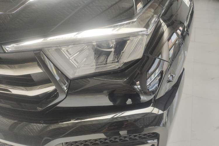Used Tank 400 New Energy 2026 Model—Hi4-T Smart Enjoyment Version Left Front Headlight