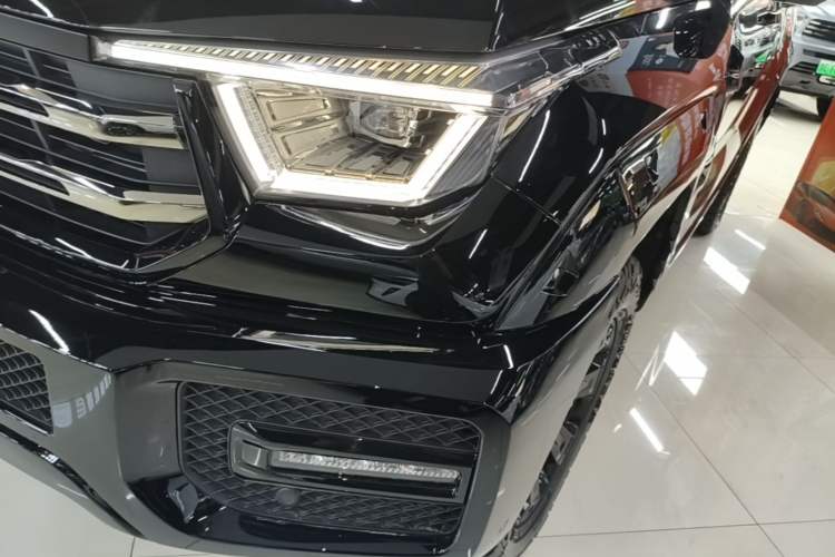 Used Tank 400 New Energy 2026 Model—Hi4-T Smart Enjoyment Version Left Front Headlight