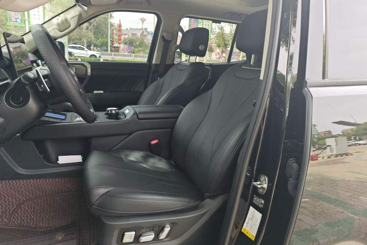 Used Tank 400 New Energy 2026 Model—Hi4-T Smart Enjoyment Version Left Front Seat
