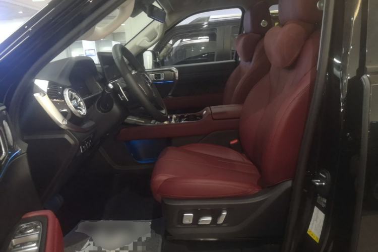 Used Tank 400 New Energy 2026 Model—Hi4-T Smart Enjoyment Version Left Front Seat