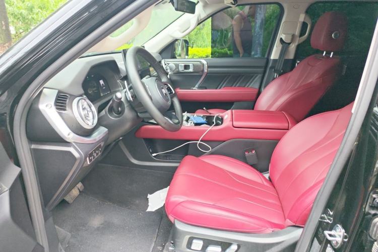 Used Tank 400 New Energy 2026 Model—Hi4-T Left Front Seat