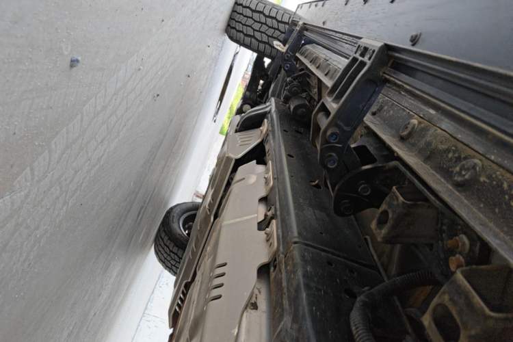 Used Tank 400 New Energy 2026 Model—Hi4-T Smart Enjoyment Version Left Side Sill