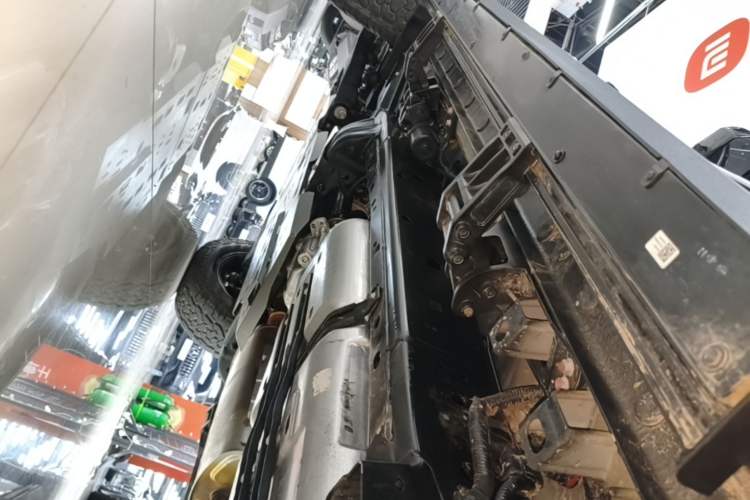 Used Tank 400 New Energy 2026 Model—Hi4-T Smart Enjoyment Version Left Side Sill