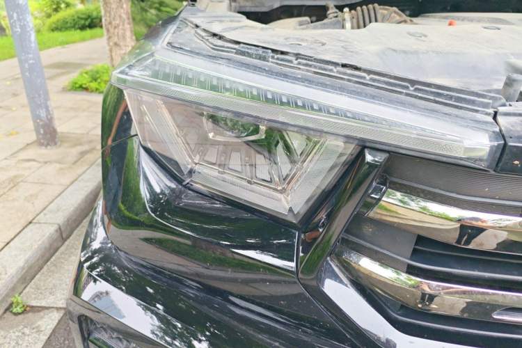 Used Tank 400 New Energy 2026 Model—Hi4-T Right Front Headlight