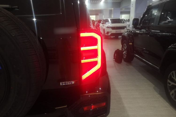 Used Tank 400 New Energy 2026 Model—Hi4-T Smart Enjoyment Version Right Rear Taillight