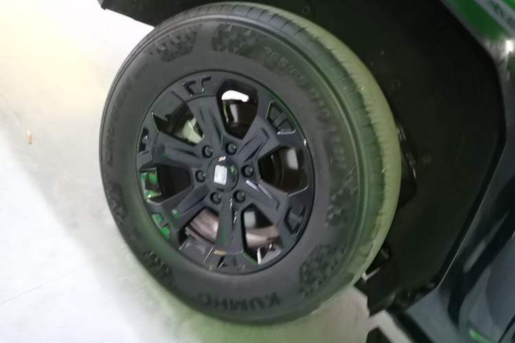 Used Tank 400 New Energy 2026 Model—Hi4-T Smart Enjoyment Version Right Rear Wheel Hub