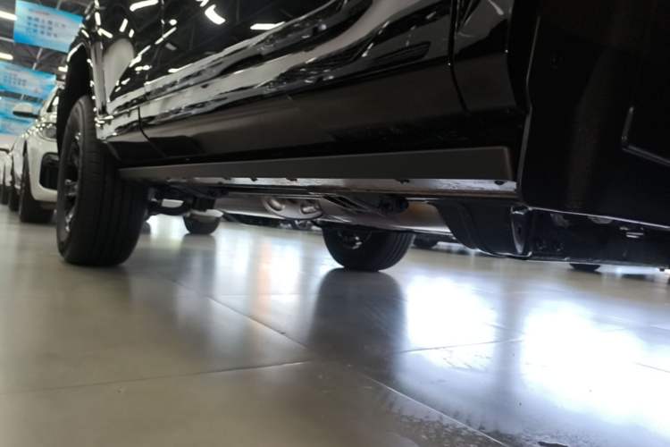 Used Tank 400 New Energy 2026 Model—Hi4-T Smart Enjoyment Version Right Side Sill