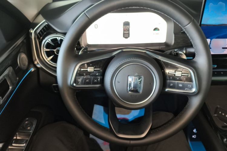 Used Tank 400 New Energy 2026 Model—Hi4-T Smart Enjoyment Version Steering Wheel