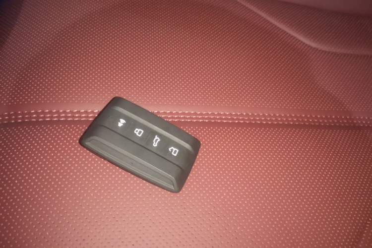 Used Tank 400 New Energy 2026 Model—Hi4-T Smart Enjoyment Version Vehicle Key