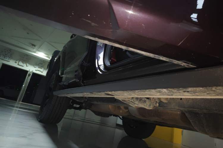 Used Tank 400 New Energy 2026 Model—Hi4-T Smart Enjoyment Version Right Side Sill