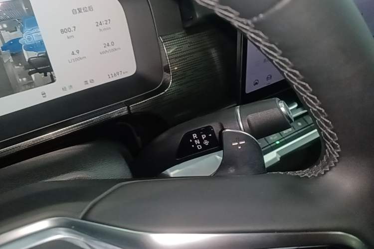 Used Tank 400 New Energy 2026 Model—Hi4-T Smart Enjoyment Version Gear Lever