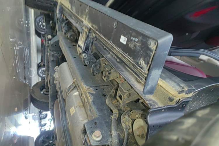 Used Tank 400 New Energy 2026 Model—Hi4-T Smart Enjoyment Version Left Side Sill
