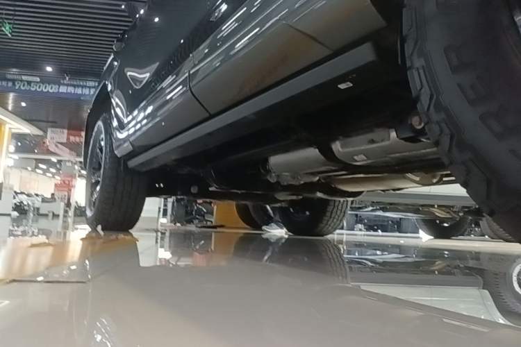 Used Tank 400 New Energy 2026 Model—Hi4-T Smart Enjoyment Version Left Side Sill