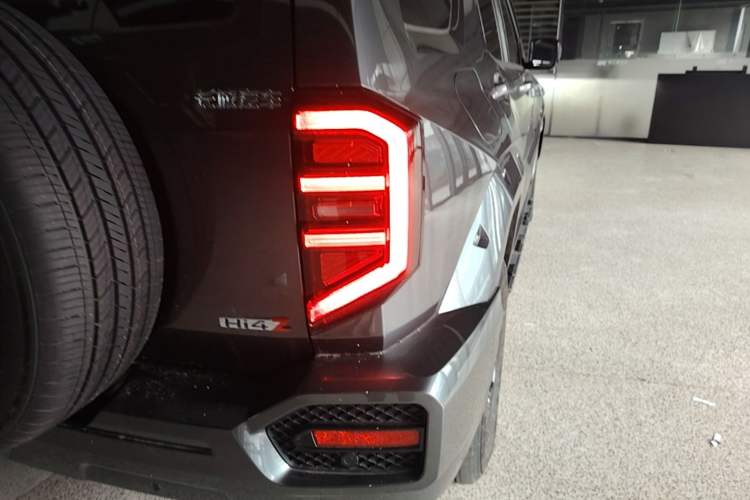 Used Tank 400 New Energy 2026 Model—Hi4-Z Smart Enjoyment Version Right Rear Taillight