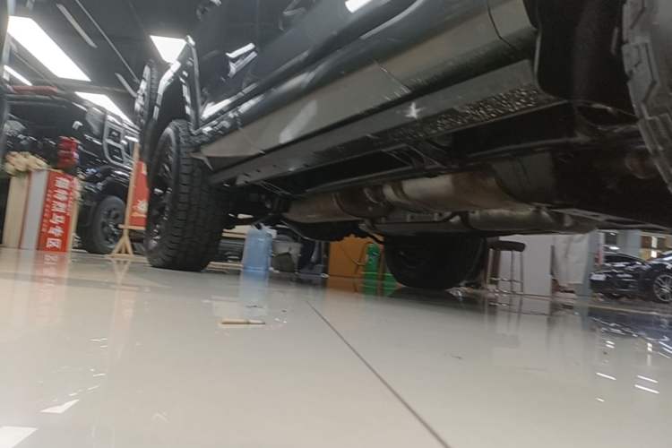 Used Tank 400 New Energy 2026 Model—Hi4-T Smart Enjoyment Version Right Side Sill