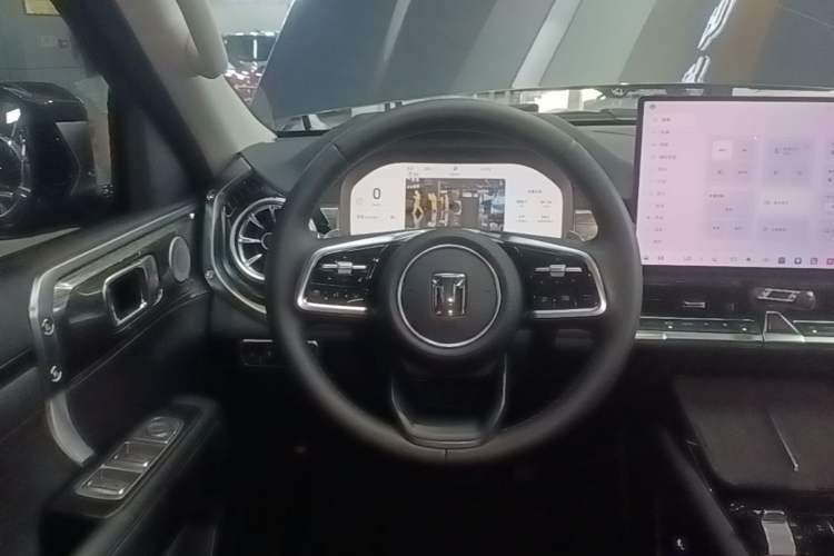 Used Tank 400 New Energy 2026 Model—Hi4-T Smart Enjoyment Version Steering Wheel