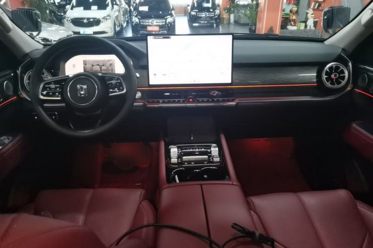 Used Tank 400 New Energy 2026 Model—Hi4-Z Smart Enjoyment Version Center Console