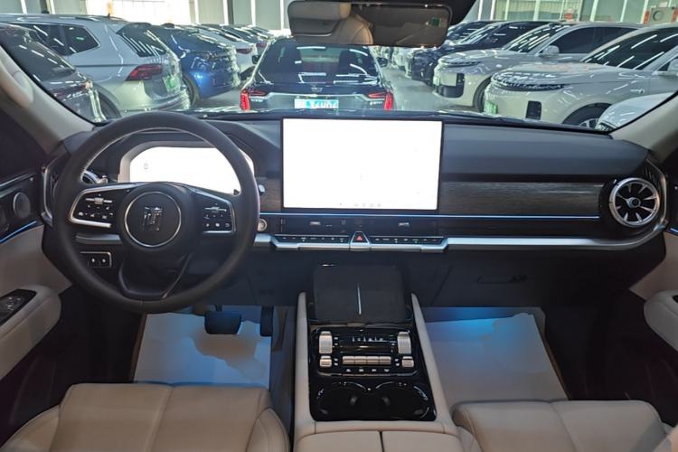 Used Tank 400 New Energy 2026 Model—Hi4-T Smart Enjoyment Version Center Console