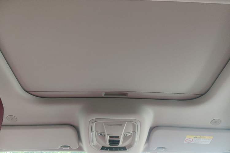 Used Tank 400 New Energy 2026 Model—Hi4-Z Smart Enjoyment Version Headliner