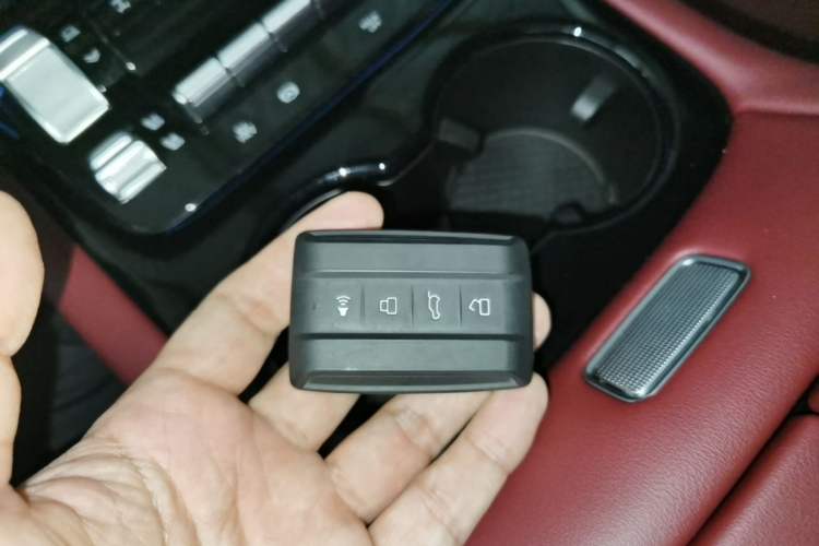 Used Tank 400 New Energy 2026 Model—Hi4-Z Smart Enjoyment Version Interior 1
