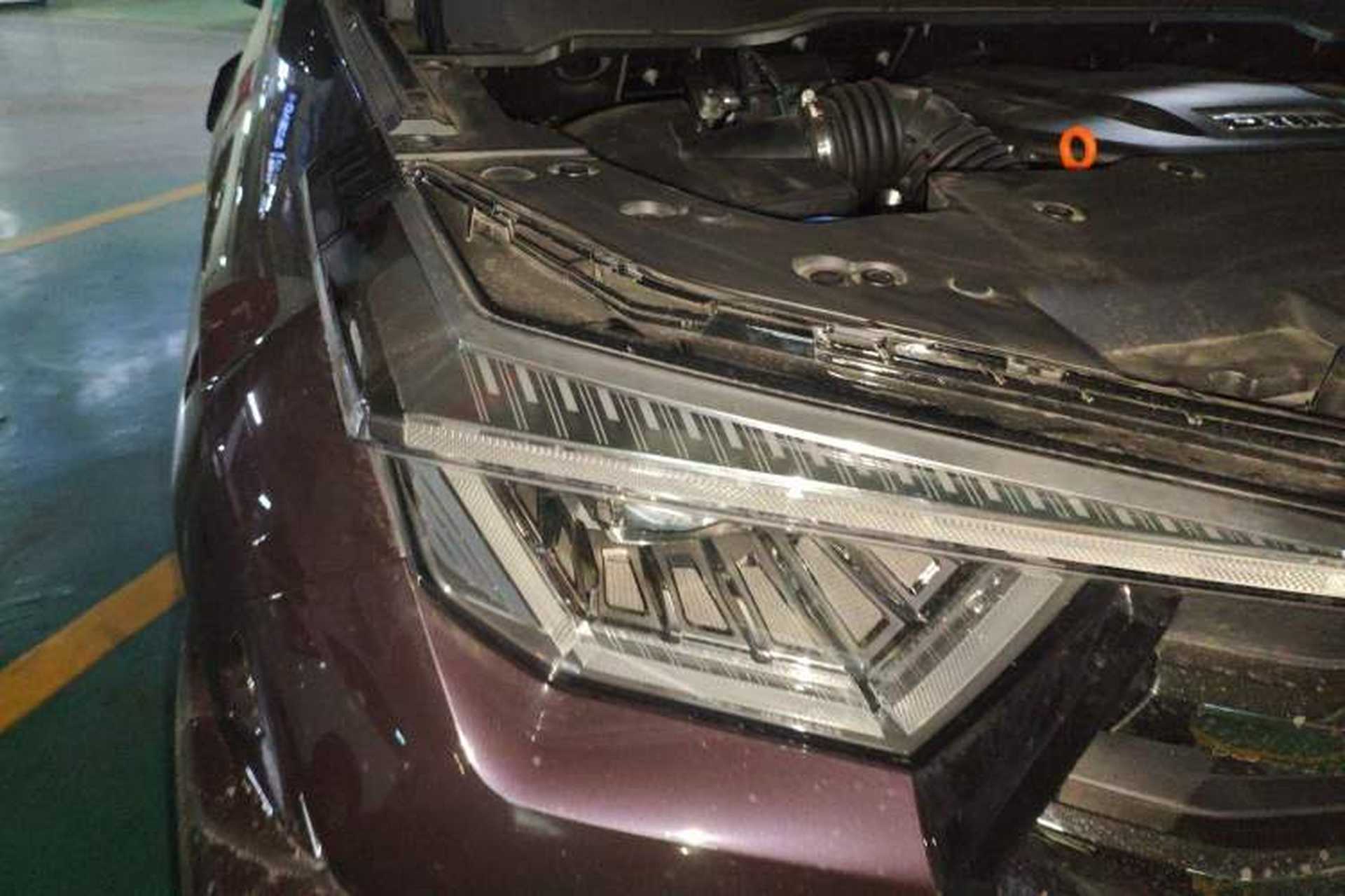 Used Tank 400 New Energy 2026 Model—Hi4-T Smart Enjoyment Version Right Front Headlight