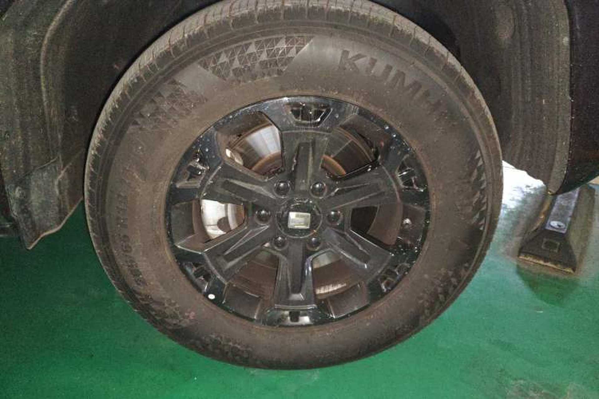Used Tank 400 New Energy 2026 Model—Hi4-T Smart Enjoyment Version Right Front Wheel Hub