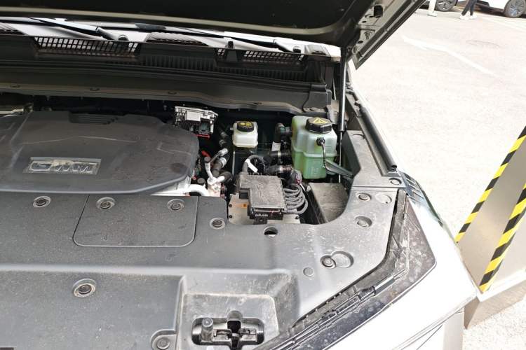 Used Tank 400 New Energy 2026 Model—Hi4-Z Smart Enjoyment Version Engine Bay Left