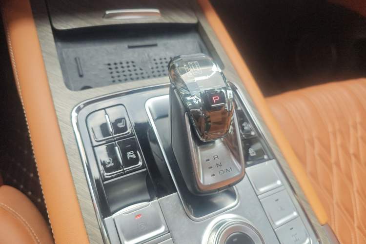 Used Tank 500 2022 3.0T Business Edition Summit Model 7-Seater Gear Lever