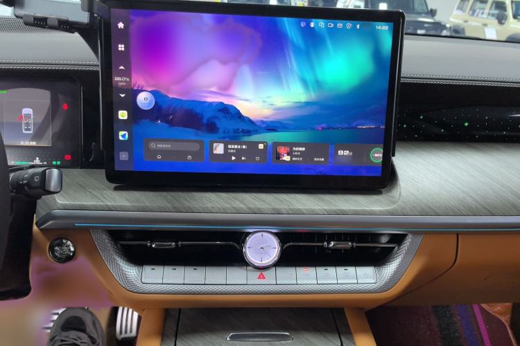 Used Tank 500 2023 3.0T Sport Edition Realm-Setting 5-Seater Audio And AC Panel