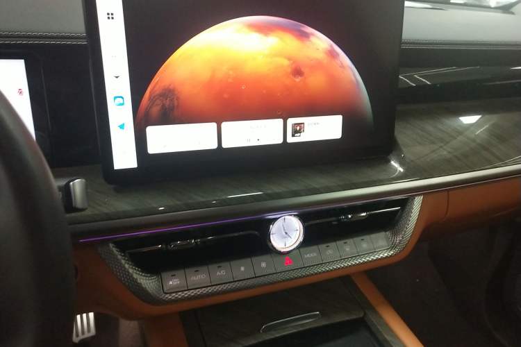 Used Tank 500 2022 3.0T Business Edition "Creation Realm" Design 5-Seater Audio And AC Panel