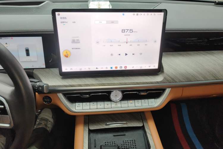 Used Tank 500 2022 3.0T Business Edition "Creation Realm" Design 5-Seater Audio And AC Panel