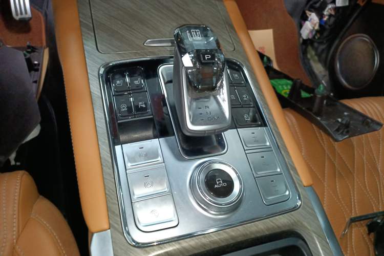 Used Tank 500 2022 3.0T Business Edition "Creation Realm" Design 5-Seater Gear Lever