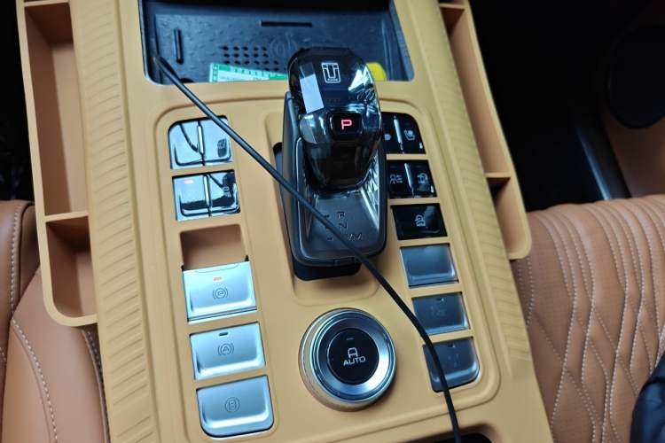 Used Tank 500 2022 3.0T Sport Edition "Creation" Version 5-Seater Gear Lever