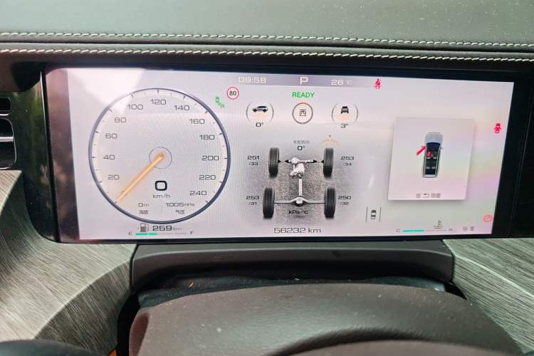 Used Tank 500 2022 3.0T Business Edition "Creation Realm" Design 5-Seater Instrument Cluster