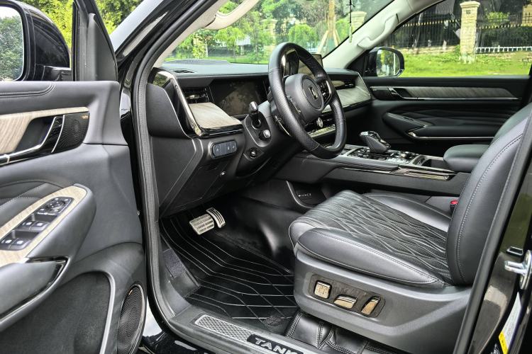 Used Tank 500 2022 3.0T Black Warrior Limited Edition 5 Seats Interior 7