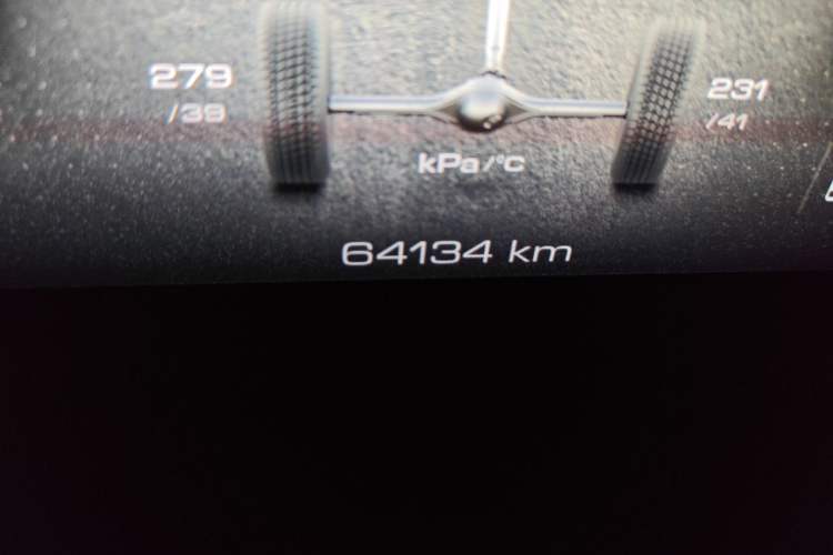 Used Tank 500 2022 3.0T Business Edition "Creation Realm" Design 5-Seater Odometer Close Up