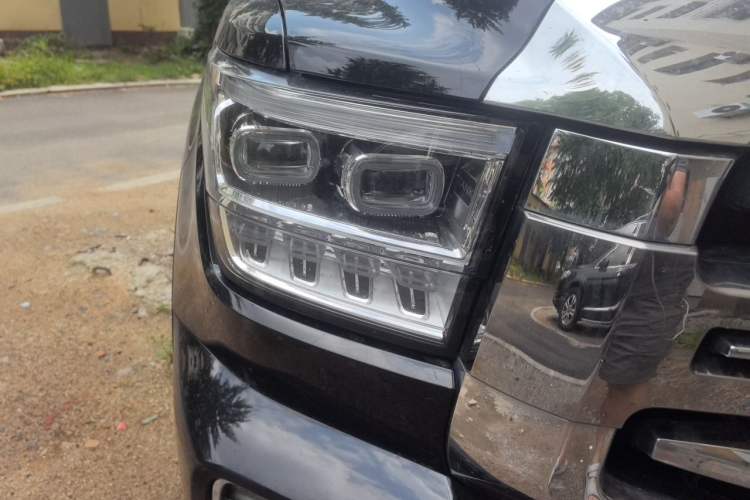 Used Tank 500 2022 3.0T Sport Edition "Creation" Style 7 Seats Right Front Headlight