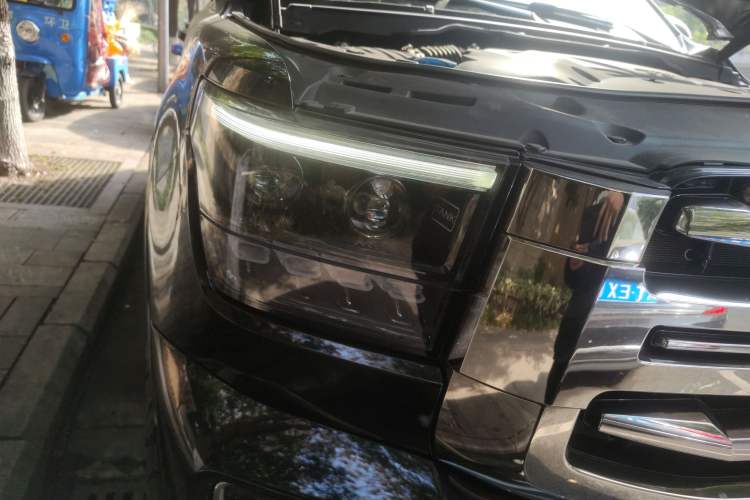 Used Tank 500 2022 3.0T Black Warrior Limited Edition 5 Seats Right Front Headlight
