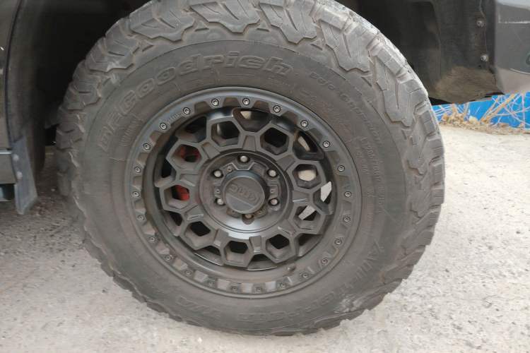 Used Tank 500 2022 3.0T Black Warrior Limited Edition 5 Seats Right Front Wheel Hub