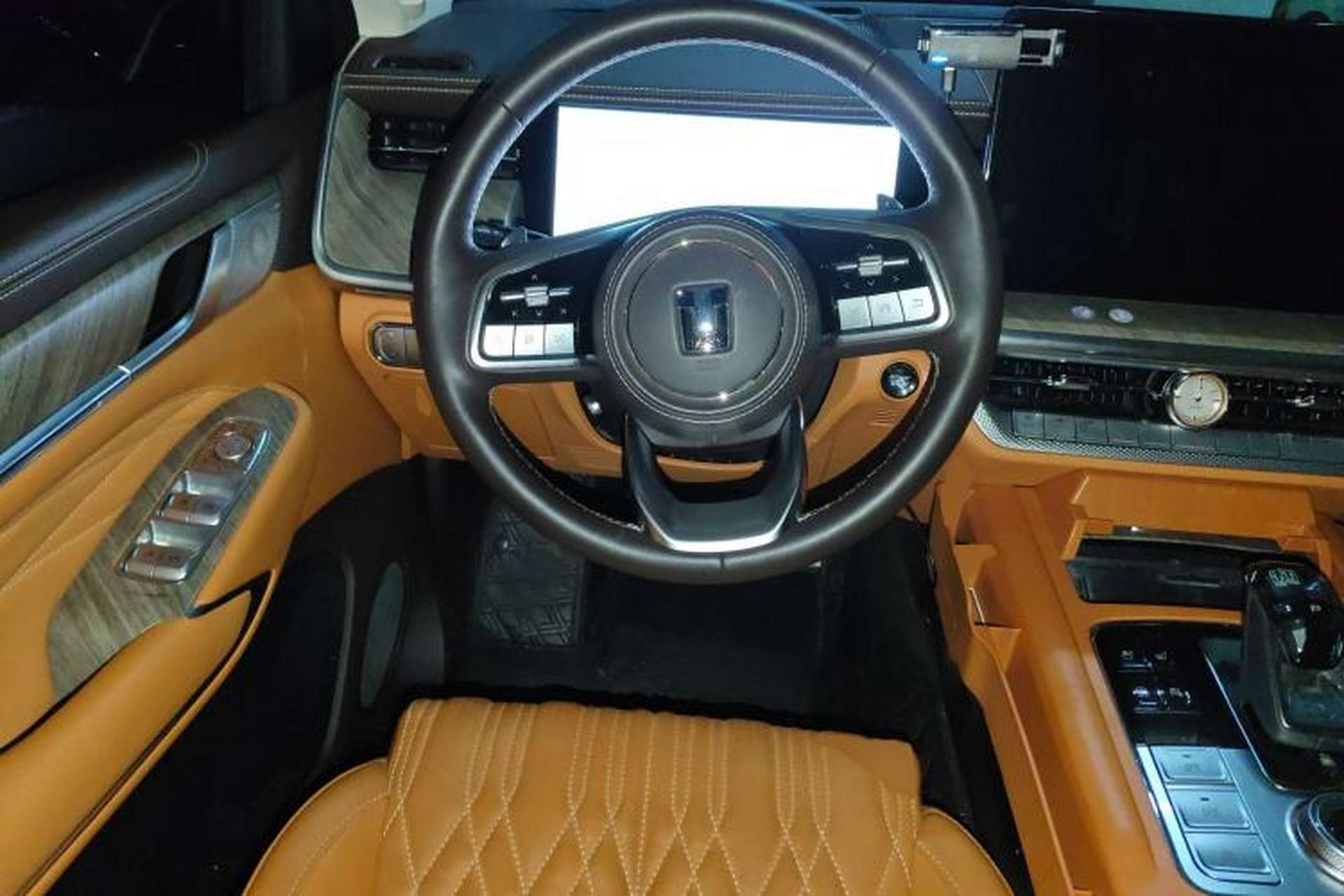 Used Tank 500 2022 3.0T Business Edition "Creation Realm" Design 5-Seater Steering Wheel