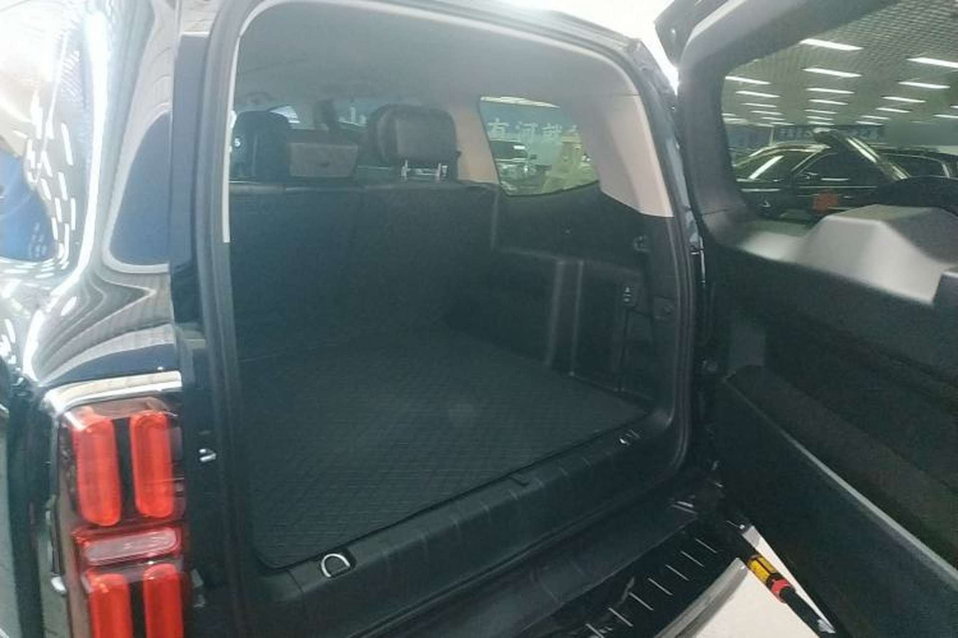Used Tank 500 2022 3.0T Black Warrior Limited Edition 5 Seats Trunk