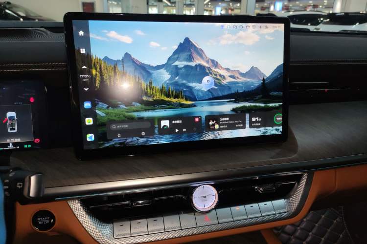Used Tank 500 2022 3.0T Business Edition "Creation Realm" Design 5-Seater Audio And AC Panel