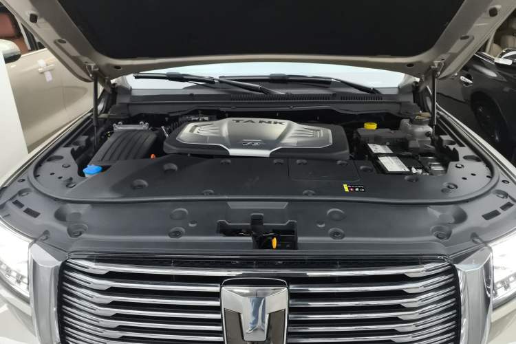 Used Tank 500 2022 3.0T Business Edition Summit Model 7-Seater Engine Bay