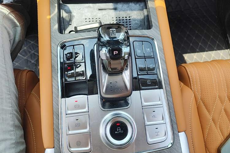 Used Tank 500 2022 3.0T Business Edition "Creation Realm" Design 5-Seater Gear Lever