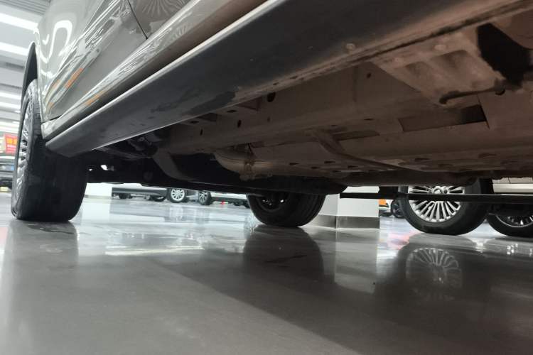 Used Tank 500 2022 3.0T Business Edition Summit Model 7-Seater Left Side Sill