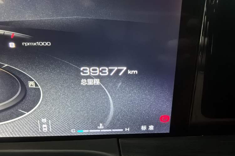 Used Tank 500 2022 3.0T High-End Custom Edition 5 Seats Odometer Close Up