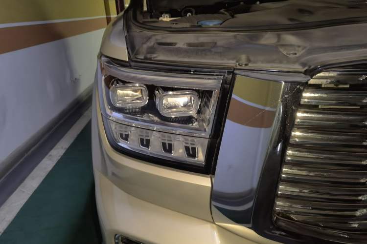 Used Tank 500 2022 3.0T Business Edition "Creation Realm" Design 5-Seater Right Front Headlight