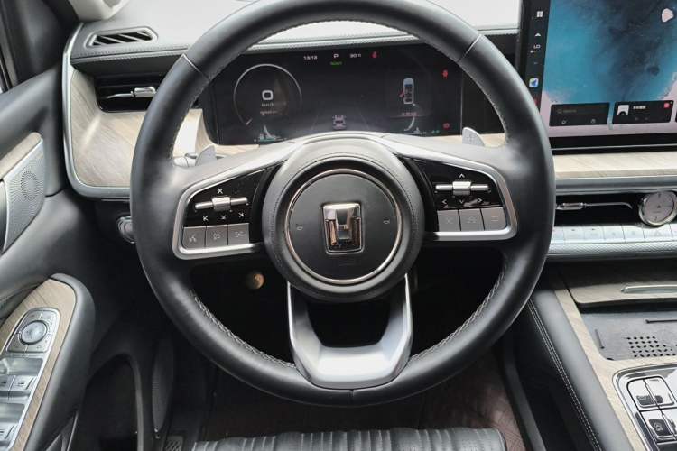 Used Tank 500 2022 3.0T Business Edition "Creation Realm" Design 5-Seater Steering Wheel