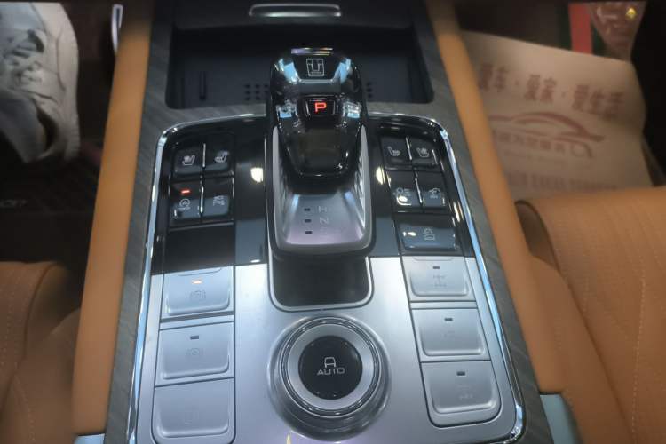 Used Tank 500 2022 3.0T Sport Edition "Creation" Version 5-Seater Gear Lever